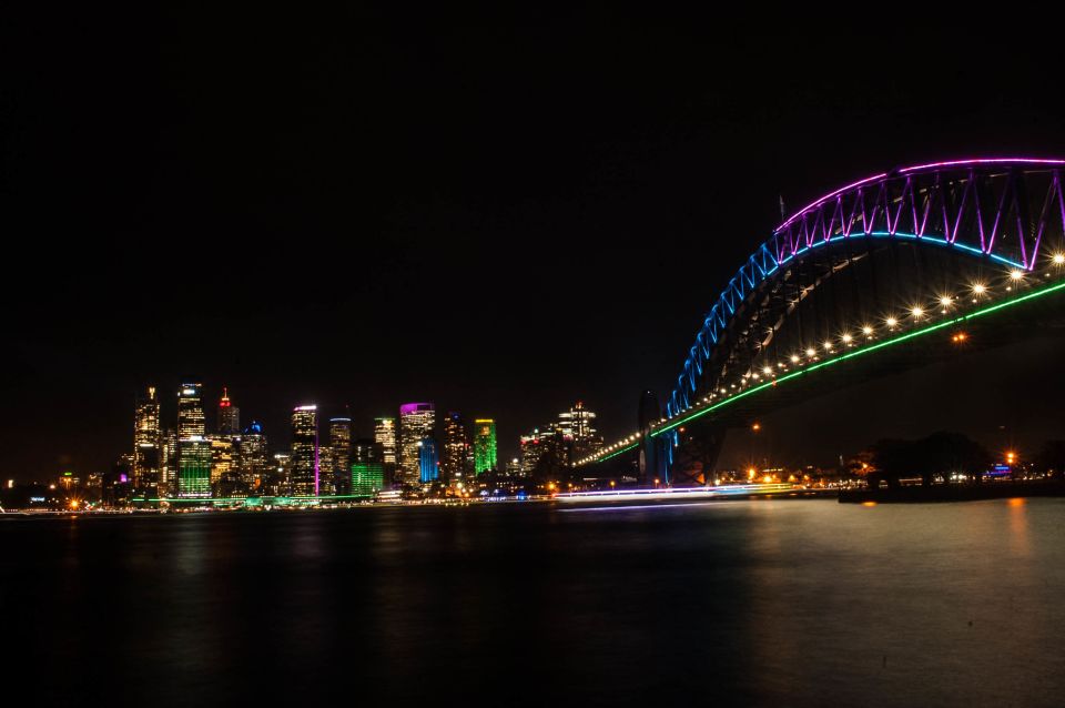 Sydney: VIVID Cruise - Directions