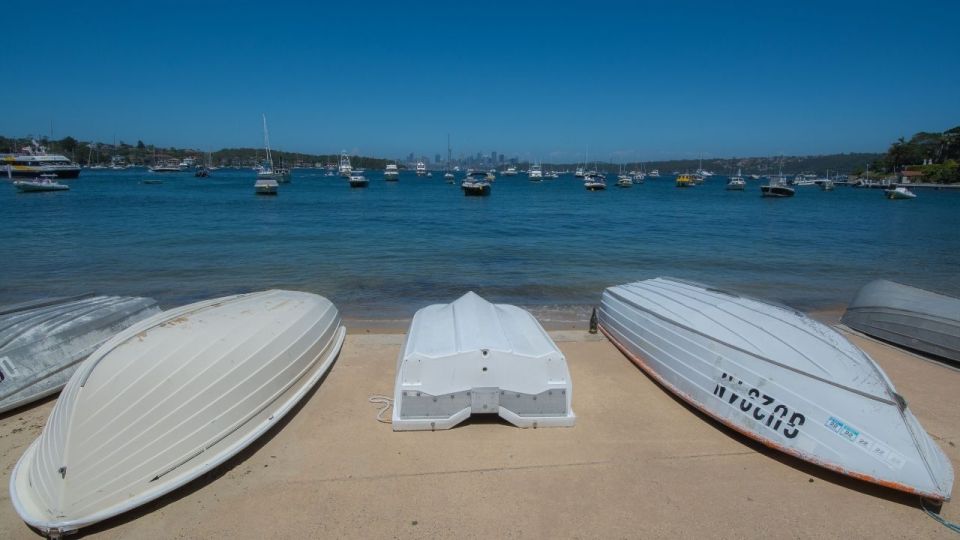 Sydney: Watsons Bay Walking Tour With Lunch and Coffee - Language and Accessibility