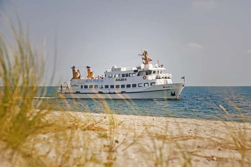 Sylt: BBQ-Boat trip | BBQ buffet straight from the grill & Welcome-Drink - What’s Included and Practical Details
