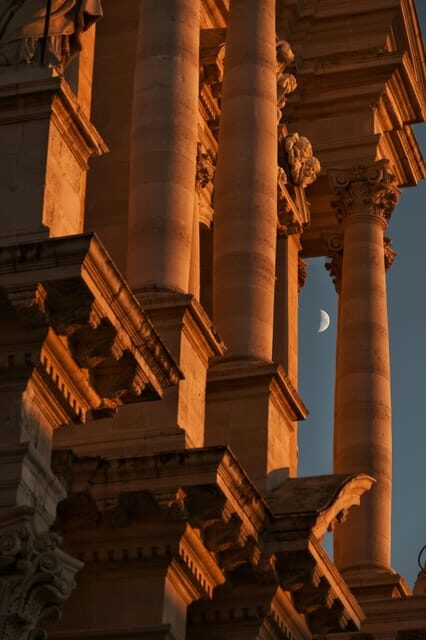 Syracuse at Sunset: Guided Tour of Ortigia at Sunset - An In-Depth Look at the Tour Experience