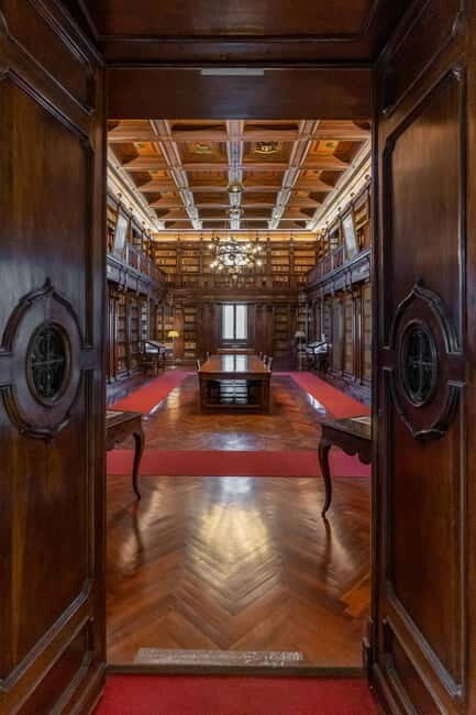 Syracuse: Cathedral entrance ticket with VR viewer and Secreta Palatii - FAQs