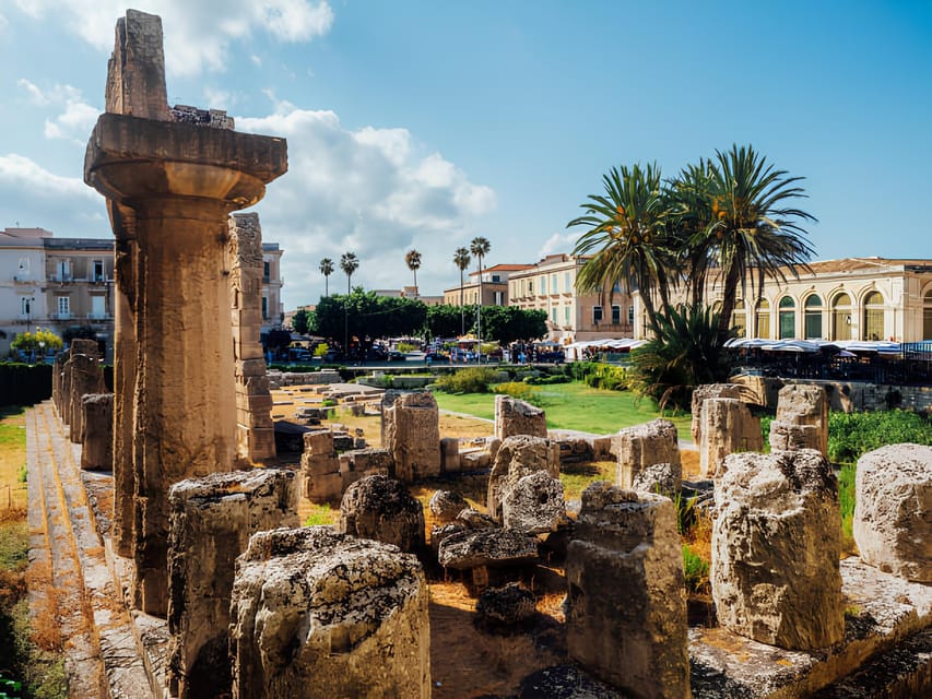 "Syracuse in a Day: Full Tour with Tasting of Sicilian Flavors." - Discovering Syracuse in a Day: A Balanced Blend of History and Flavors