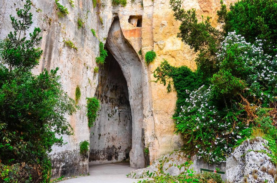 Syracuse: Neapolis Park & San Giovanni Catacombs Guided Tour - Booking and Cancellation Policy