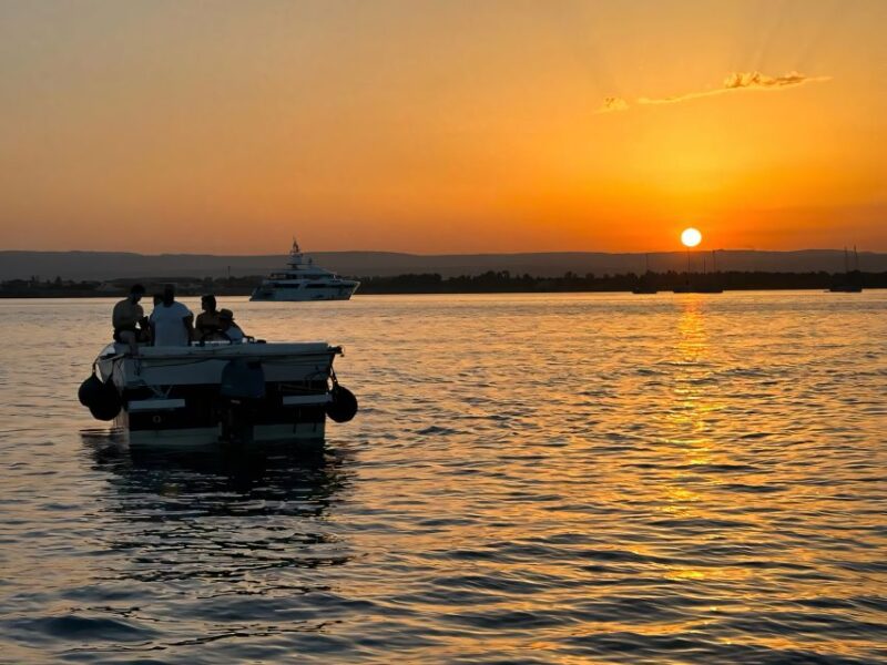 Syracuse: Ortigia and Sea Caves Excursion by Boat - Whats Included