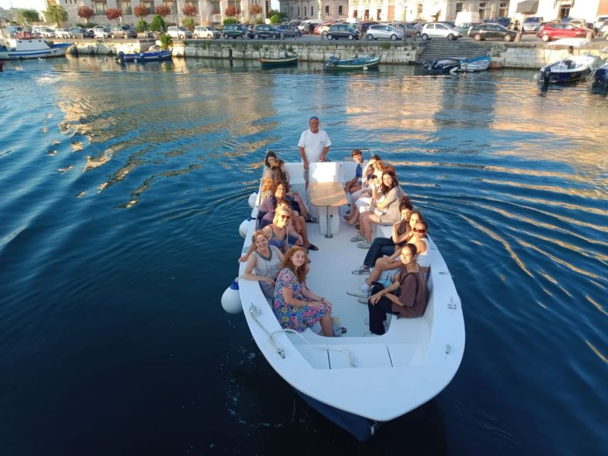 Syracuse: Ortigia Island & Sea Caves Boat Trip With Prosecco - Highlights of the Excursion