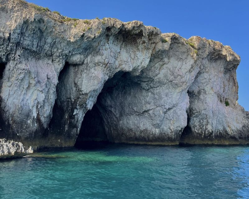 Syracuse: Ortigia Island & Sea Caves Boat Trip With Prosecco - Suitability Considerations