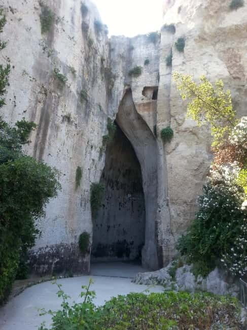 Syracuse, Ortigia Private Tour: Pickup from Catania - Key Points  