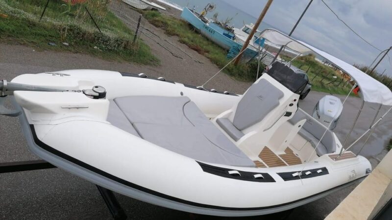 Syracuse: Private Rib Tour Luxury Experience - Tour Duration and Language Options