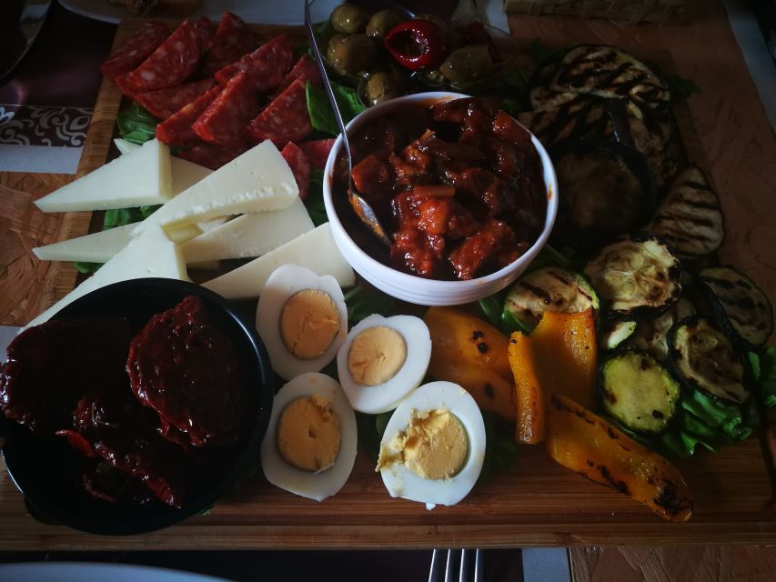 Syracuse: Traditional Cooking Class & Ancient Market Visit - Savoring the Lunch