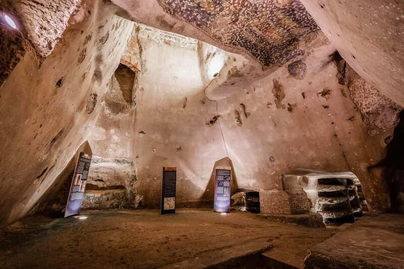 Syracuse:Admission ticket and guided tour of the Catacomb of Saint Lucia - An In-Depth Look at the Tour Experience