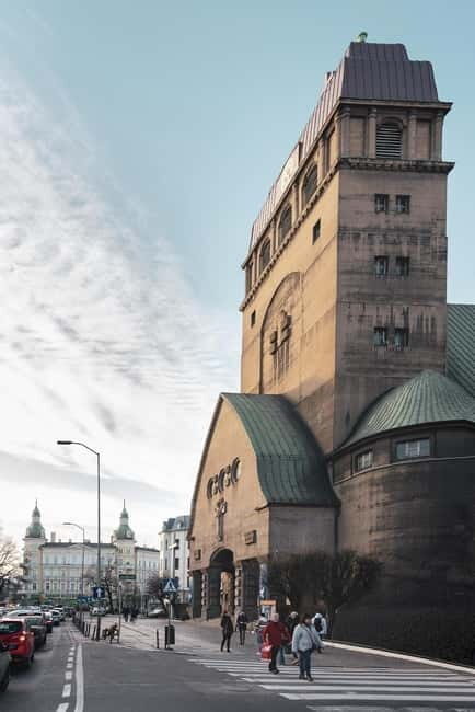 Szczecin private guided city tour - Analyzing the Value
