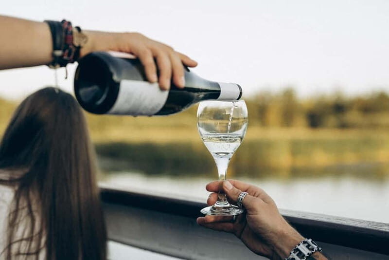 Szczecin: Wine tasting cruise - Exploring the Szczecin Wine Tasting Cruise in Detail