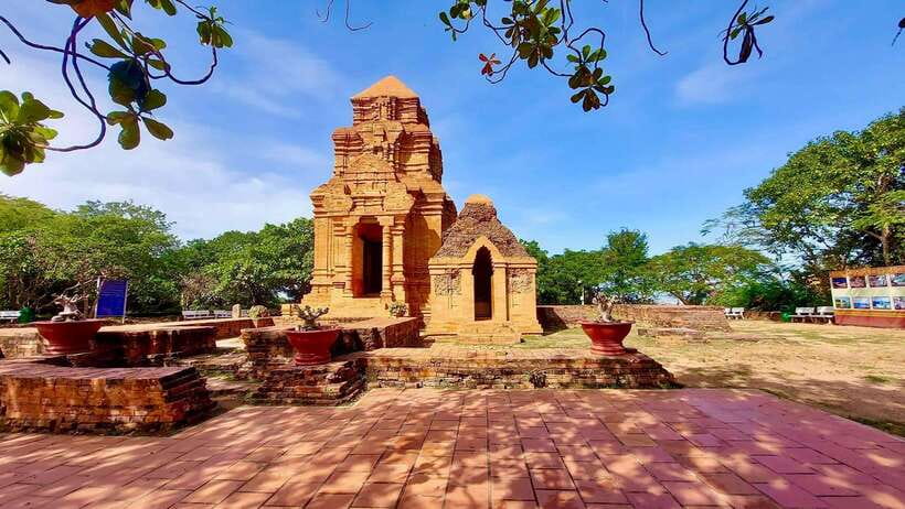 Ta Cu Mountain, Lying Buddha, Phan Thiet City, Cham Tower - Key Points