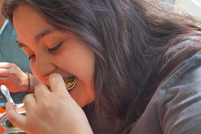 Tacos 101 Mexico City Taco Experience - Sightseeing: Casa Cusi and the Angel of Independence