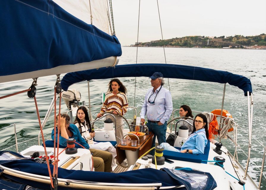 Tagus: Sailboat Private Tour - Key Points