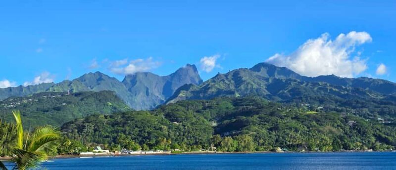 Tahiti Private Half Day Tour. Nature, history and culture - A Closer Look at the Tahiti Private Half Day Tour: Nature, history, and culture