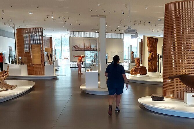 Tahiti's West Coast Private 4 hour Tour with Lydia, - FAQs