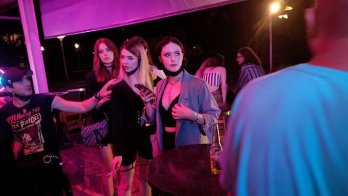Taichung Crawl Bar & Nightclub Tour(Fun Dance of Guide ) - Unlock the VIP Experience