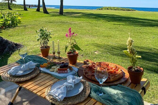 Tailor Made Luxury Picnic with Breathtaking Views - An Indispensable Experience for Romantic Getaways and Special Celebrations