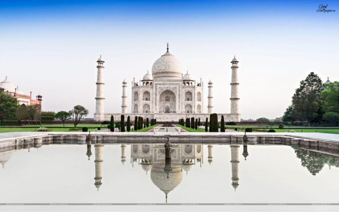 Taj Mahal - Agra Fort Visit With Lord Shiva Temple - The Sum Up