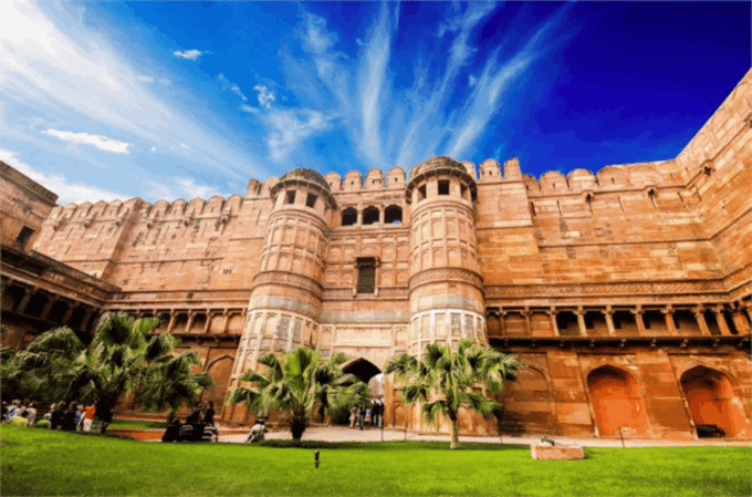 Taj Mahal in a Day: Luxury Private Charter From Delhi - Booking and Cancellation