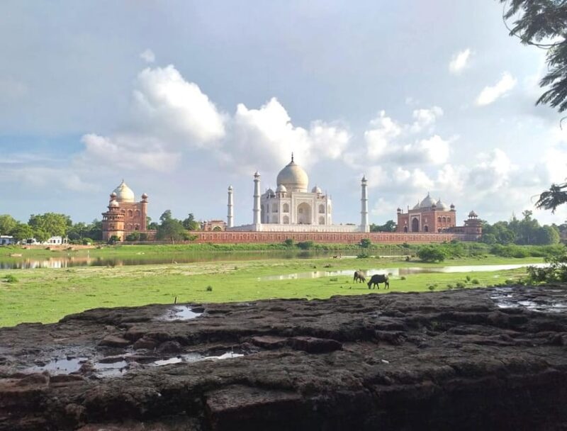 Taj Mahal Sunrise and Sunset Tour From Delhi With Sikri - Day 2 Highlights