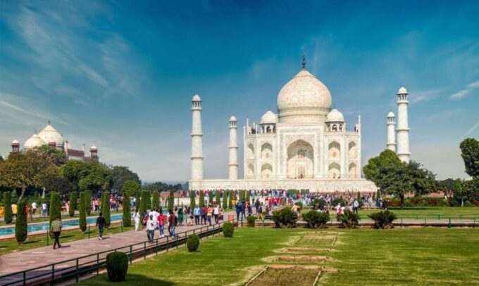 Taj Mahal Tour With Traditional Indian Dress - Accessibility Considerations