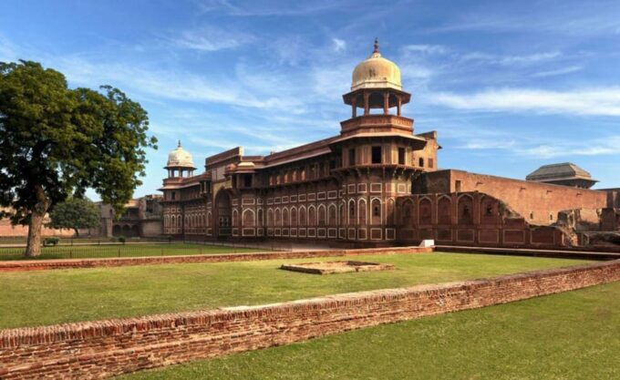 Taj Mahal Tour With Traditional Indian Dress - Customization Options