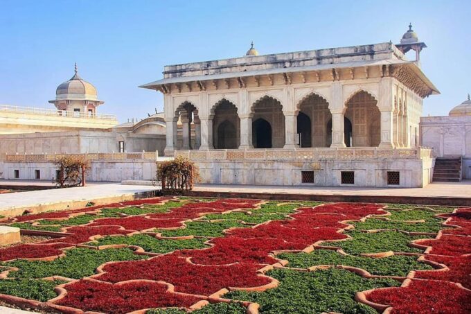 Taj Mahal Tour With Traditional Indian Dress - Frequently Asked Questions