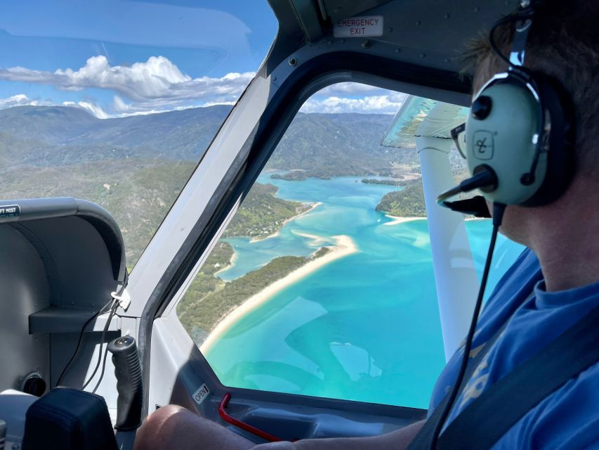 Takaka: Farewell Spit/Abel Tasman Scenic Flight - Group Size and Language