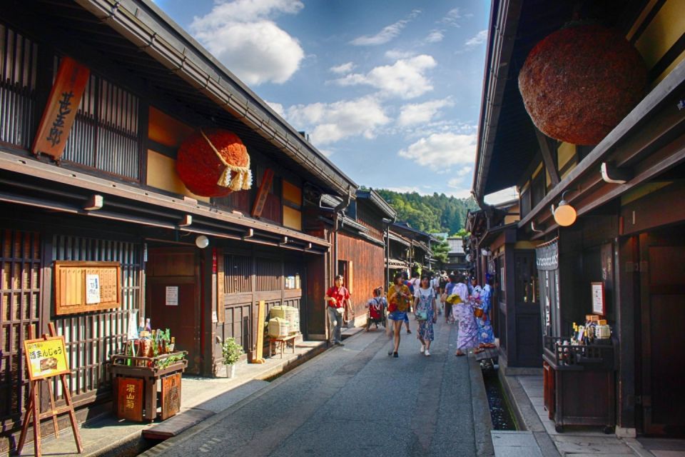 Takayama: Private Walking Tour With a Local Guide - Takayama Festival Floats Exhibition