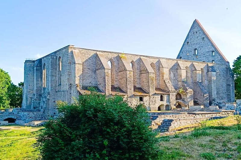 Tales of Tallinn 2-hour Car Tour - A Practical Guide to the 2-hour Car Tour