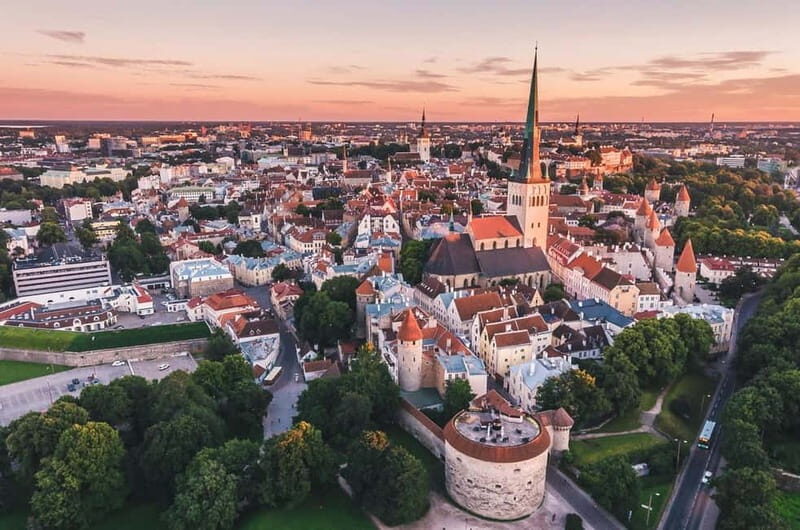 Tallinn: Audio Self Tour Guide with 10 Sightseeing Points - The Value for Money