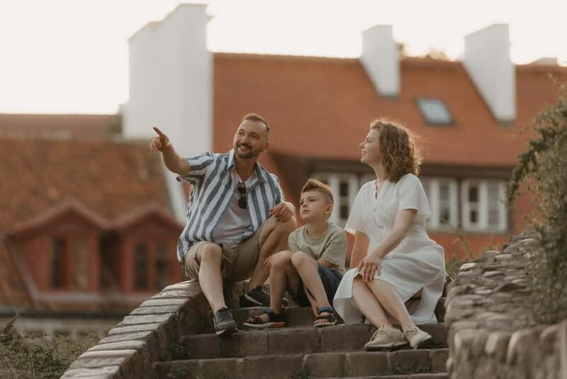 Tallinn: Capture the most Photogenic Spots with a Local - Key Points
