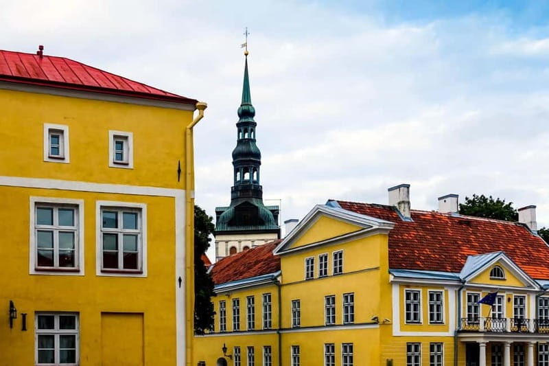 Tallinn: Insta-Perfect Walk with a Local - Key Points