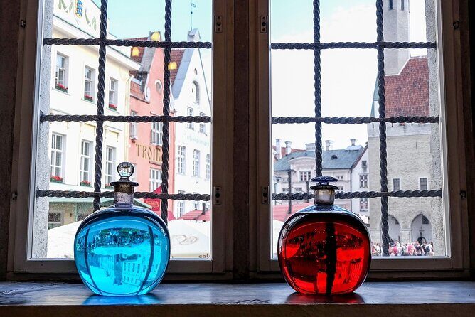 Tallinn Old Town: Food and History Self-Guided Walking Tour - Introduction