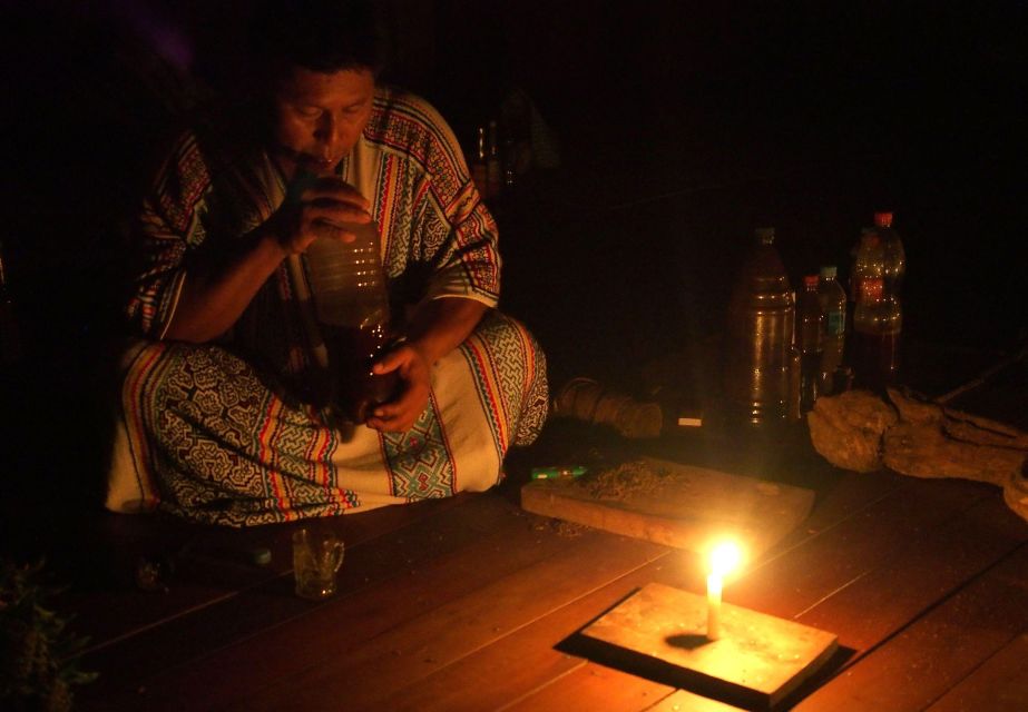 Tambopata Tour With Ayahuasca Ceremony 4 Days - Encountering Giant Otters and Shanshos