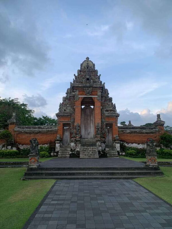 Tanah Lot and North Bali: Private Full / Half Day Tour - Key Points