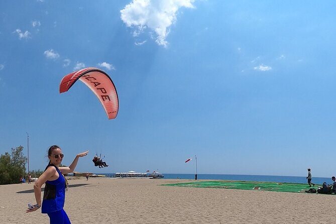 Tandem Paragliding Flight with Cable Car Transfer to Kemer Region - An In-Depth Look at What You Can Expect