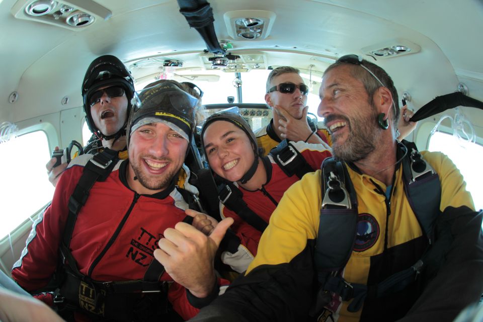 Tandem Skydive Experience in Taupo - Inclusions