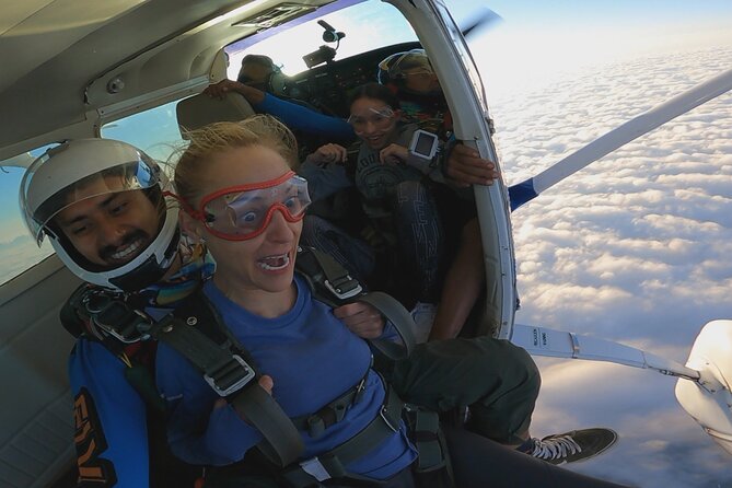 Tandem Skydive in Puerto Vallarta With Beach Landing - Scenic Flight and Beach Landing