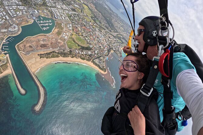 Tandem Skydive Shellharbour Beach 15,000ft - FAQ