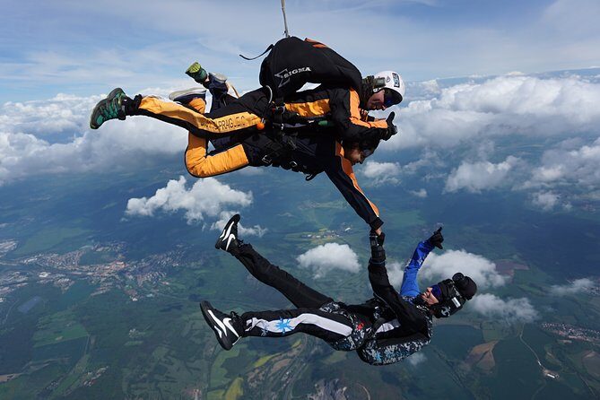 Tandem Skydiving Adventure in Prague - Practical Tips to Make the Most of Your Skydiving Adventure