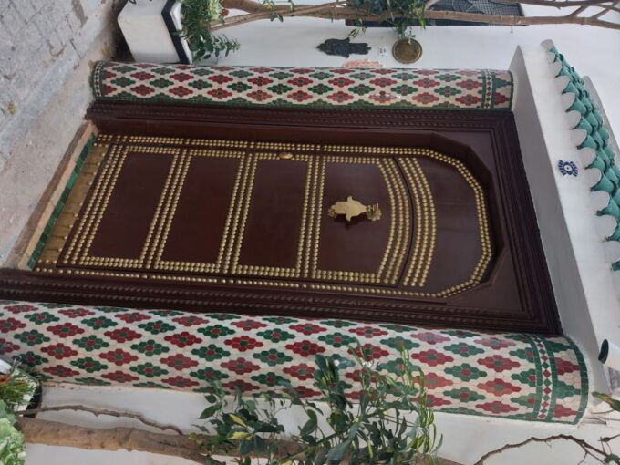 Tangier Highlights Private 6-Hour Tour - Exploring the Berber Market