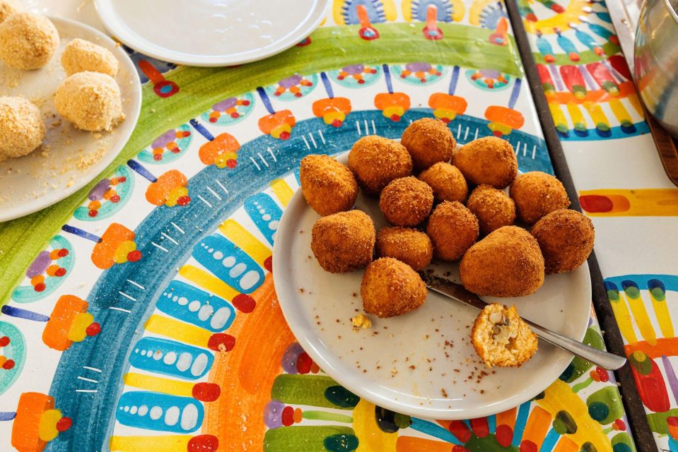 Taormina: Arancino Making Class - Meeting Point
