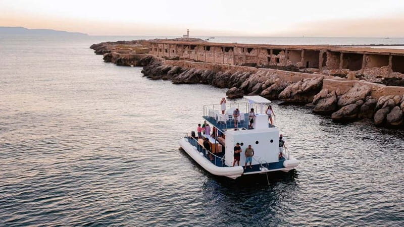 TAORMINA: BOAT PARTY IN TAORMINA ON A CATAMARAN - The Itinerary and What to Expect