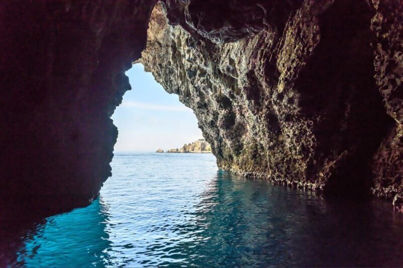 TAORMINA: CATAMARAN TOUR TO ISOLABELLA WITH APERITIF - Meeting Points and Departure Details
