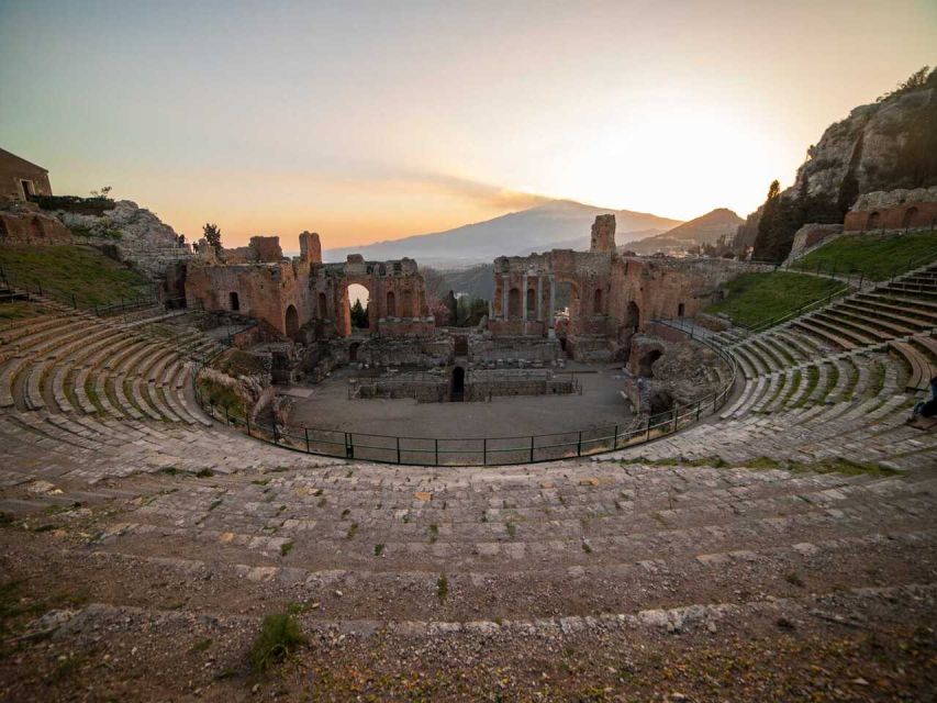 Taormina: City Highlights Walking Tour - Piazza IX Aprile Balcony
