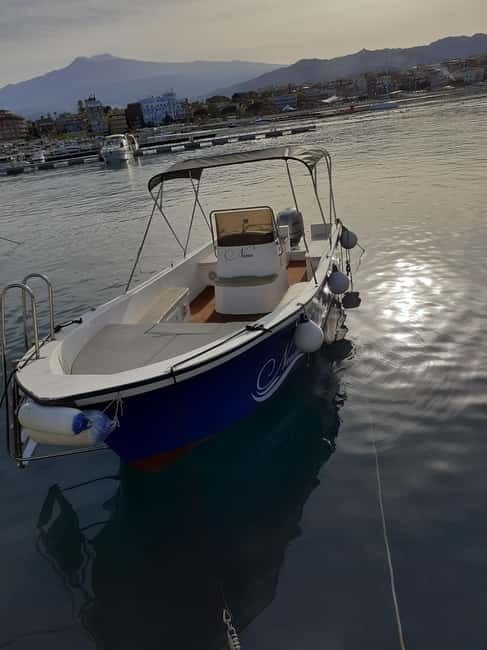 Taormina: Isola Bella Boat Tour with Prosecco Onboard - Key Points