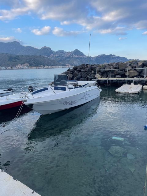 Taormina: Private Speedboat Tour - Highlights of the Tour